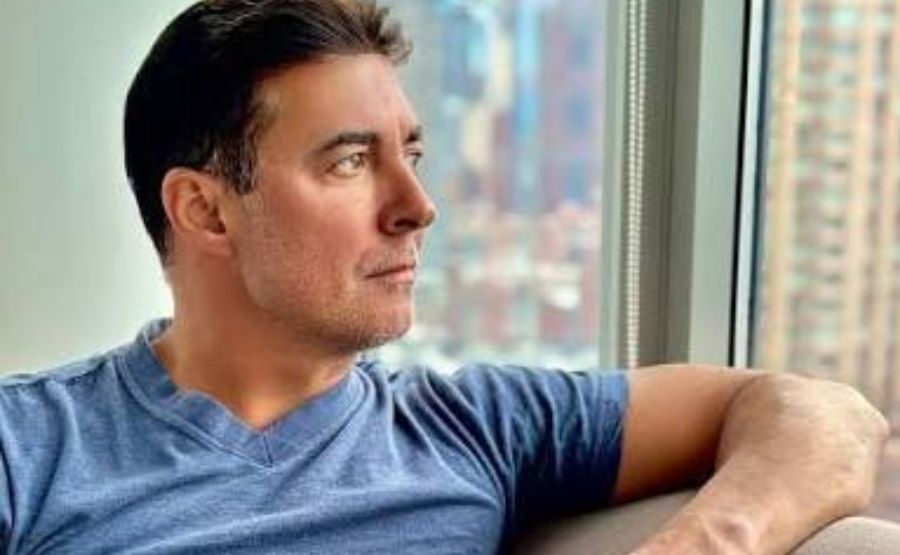 Peter Guimaraes: The Foreigner Who Continued to Bet on Himself